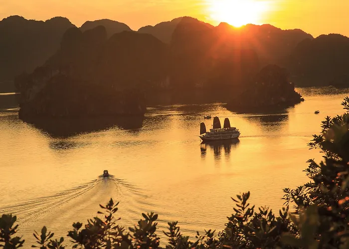 Victory Star Cruise 5* Hạ Long